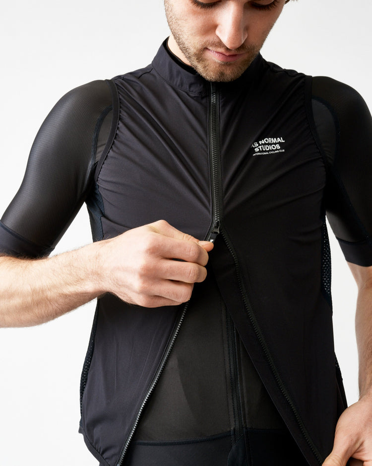 Men's Mechanism Stow Away Gilet - Black