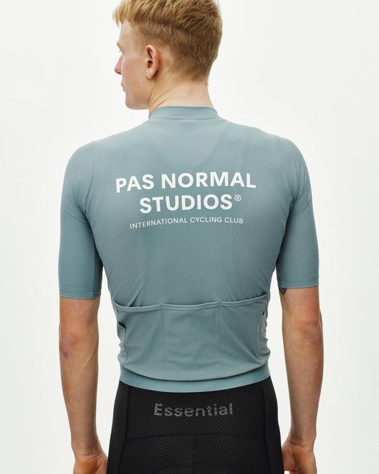 Men's Essential Jersey - Calcite Blue