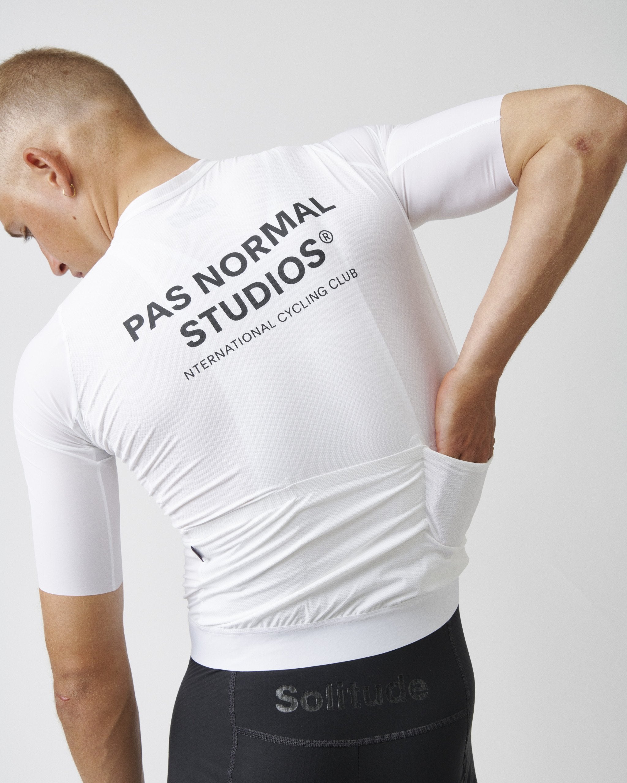 【PAS】Men's Solitude Mesh Jersey 白 Men's Solitude Mesh Jersey | Pas Normal Studios | En Route