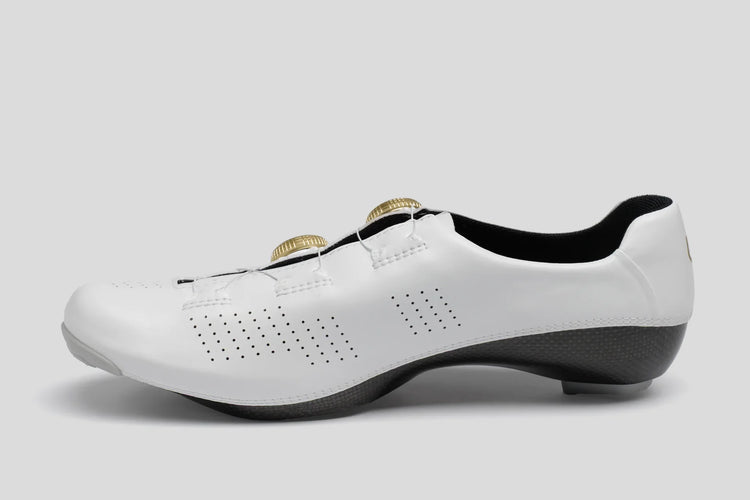 Ultimate Exceed - White/Gold